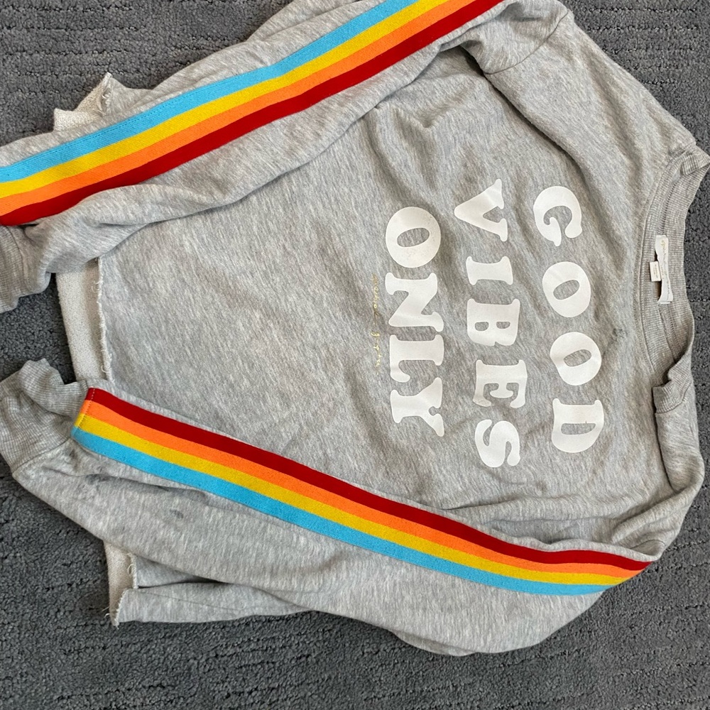 Women’s spiritual gangster, good vibes, only crewneck size large